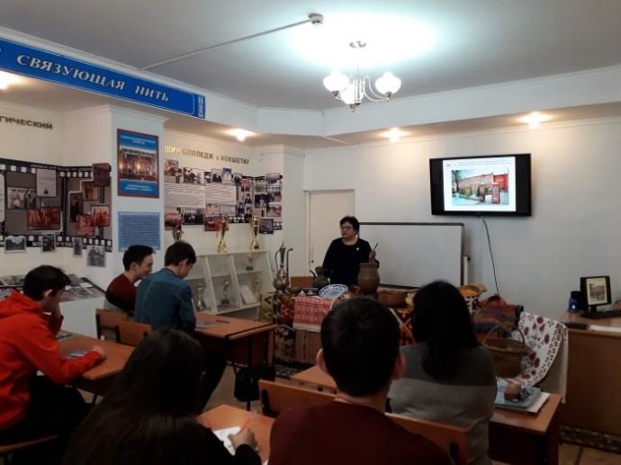 Көктемнің мерейлі мерекесі 2 Көктемнің мерейлі мерекесі 2