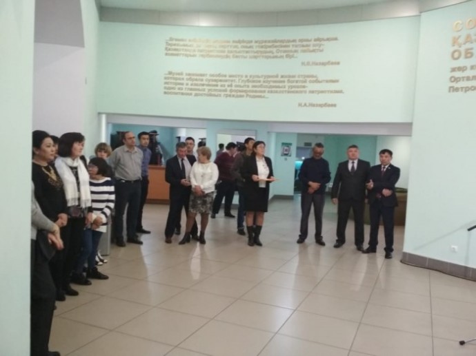 16 октября 2019 года в рамках программы "Рухани жаңғыру" Акмолинский областной историко-краеведческий музей открыл передвижную выставку "Ғасырлар аманаты" в г. Петропавловске Северо-Казахстанской области 11 16 октября 2019 года в рамках программы "Рухани жаңғыру" Акмолинский областной историко-краеведческий музей открыл передвижную выставку "Ғасырлар аманаты" в г. Петропавловске Северо-Казахстанской области 11