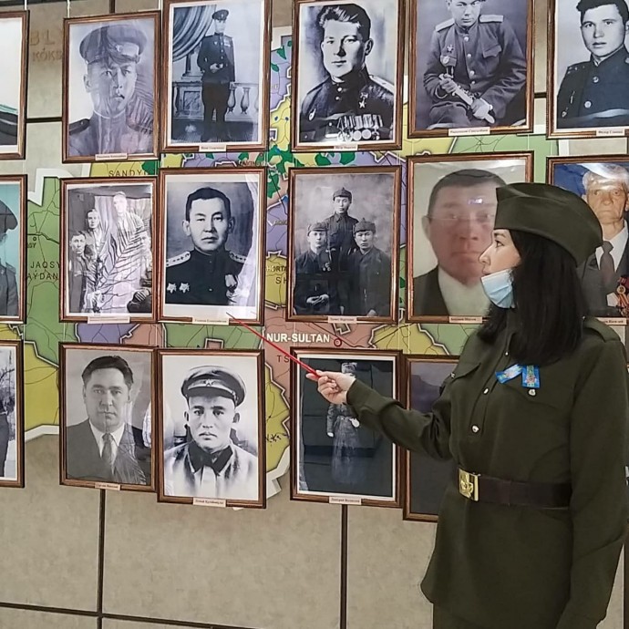 В день 76 годовщины со дня Великой победы в Акмолинском областном историко- краеведческом музее открылась временная выставка "Жеңіс батырлары" 1 В день 76 годовщины со дня Великой победы в Акмолинском областном историко- краеведческом музее открылась временная выставка "Жеңіс батырлары" 1