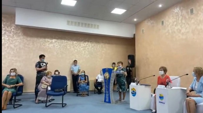 Сегодня, к 31 мая - дню памяти жертв политических репрессий и голода ГККП «Акмолинский областной историко-краведческий музей» управления культуры, архивов и документации Акмолинской области провели в ДК «Достар» г.Кокшетау диалоговую площадку с участием научных кругов, общественности и государственных органов 6 Сегодня, к 31 мая - дню памяти жертв политических репрессий и голода ГККП «Акмолинский областной историко-краведческий музей» управления культуры, архивов и документации Акмолинской области провели в ДК «Достар» г.Кокшетау диалоговую площадку с участием научных кругов, общественности и государственных органов 6
