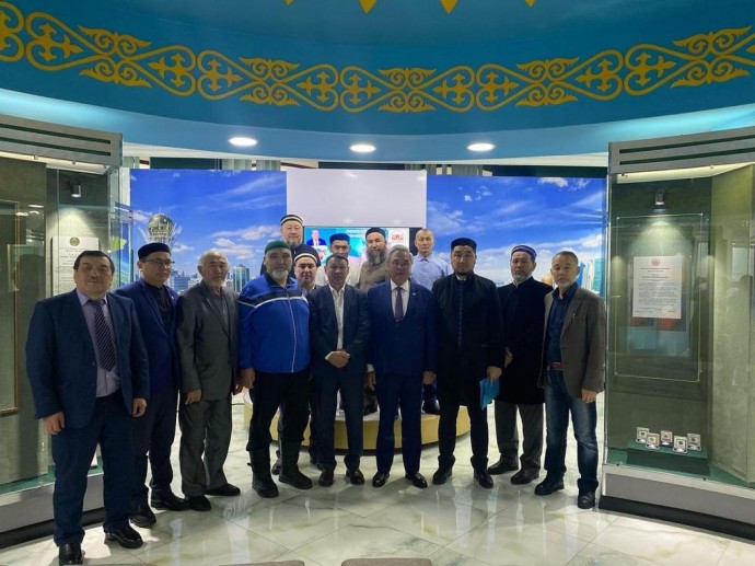 Ақмола облыстық тарихи-өлкетану музейінің ұжымы журналист, публицист, жазушы-драматург, қоғам қайраткері, «Арқа ажары», «Көкшетау» газеттерінің және «Көкшетау» журналының бас редакторы Ерғалиев Жабал Ерғалиұлын туған күнімен құттықтайды 1 Ақмола облыстық тарихи-өлкетану музейінің ұжымы журналист, публицист, жазушы-драматург, қоғам қайраткері, «Арқа ажары», «Көкшетау» газеттерінің және «Көкшетау» журналының бас редакторы Ерғалиев Жабал Ерғалиұлын туған күнімен құттықтайды 1